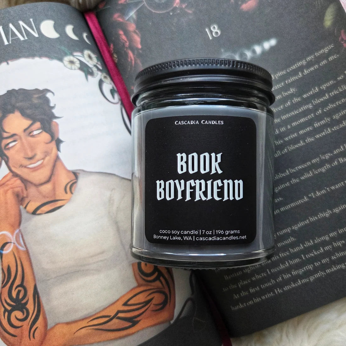 Book Boyfriend Coconut Soy Candle | Musk + Vetiver + Moss